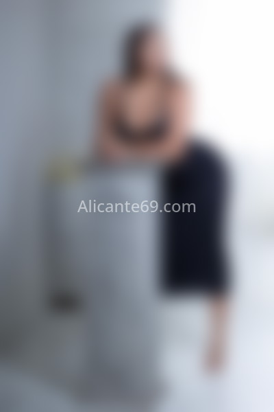 Keily, venezolana muy guapa. 624495671. Citas en ALICANTE, ALICANTE. www.alicante69.com.
