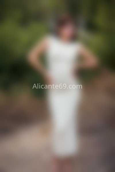 Kimberly, venezolana divertida. 641166772. Citas en ALICANTE, ALICANTE. www.alicante69.com.