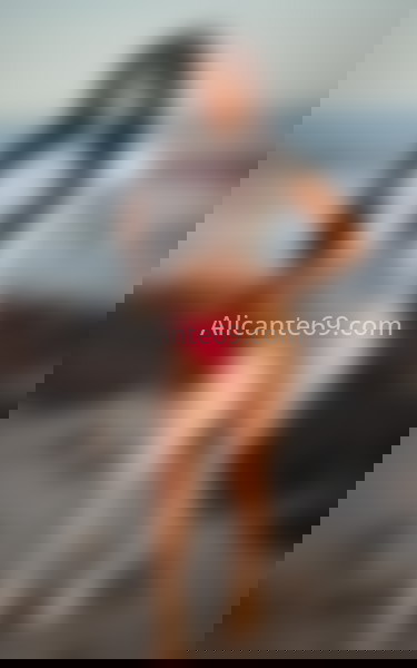 Kimberly, venezolana divertida. 641166772. Citas en ALICANTE, ALICANTE. www.alicante69.com.