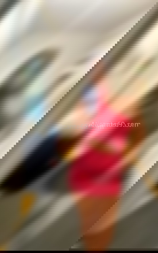 Saray, venezolana 23 años. 613845093. Citas en ALICANTE, ALICANTE. www.alicante69.com.
