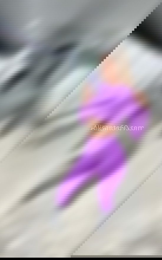 Saray, venezolana 23 años. 613845093. Citas en ALICANTE, ALICANTE. www.alicante69.com.