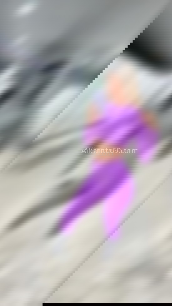 Saray, venezolana 23 años. 613845093. Citas en ALICANTE, ALICANTE. www.alicante69.com.