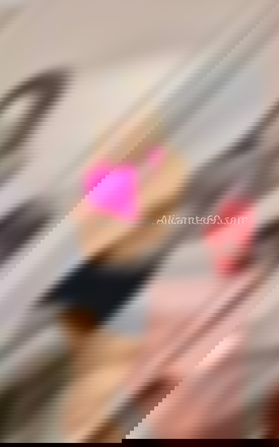 Saray, venezolana 23 años. 613845093. Citas en ALICANTE, ALICANTE. www.alicante69.com.