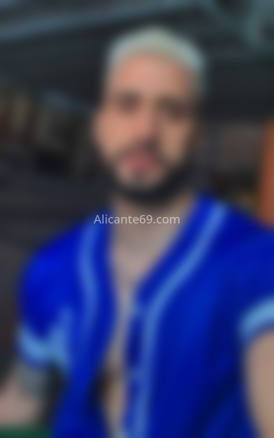 Nico, joven argentino majísimo . 634122176. Citas en ALICANTE, ALICANTE. www.alicante69.com.