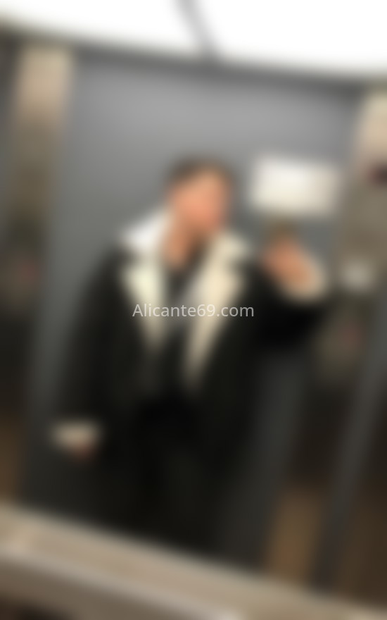 Juan Andrés, recién llegado a la ciudad . 627088175. Citas en ALICANTE, ALICANTE. www.alicante69.com.