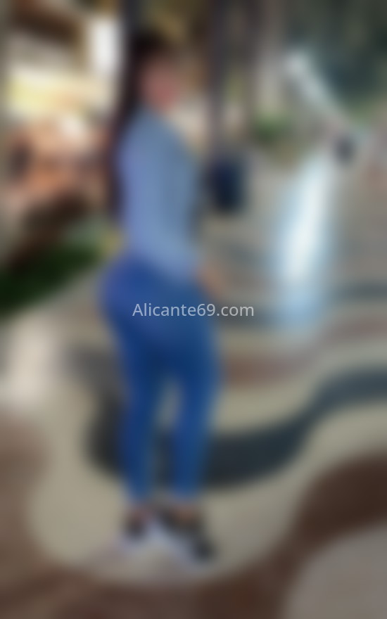 Valentina, latina cercana. 637144520. Citas en ALICANTE, ALICANTE. www.alicante69.com.