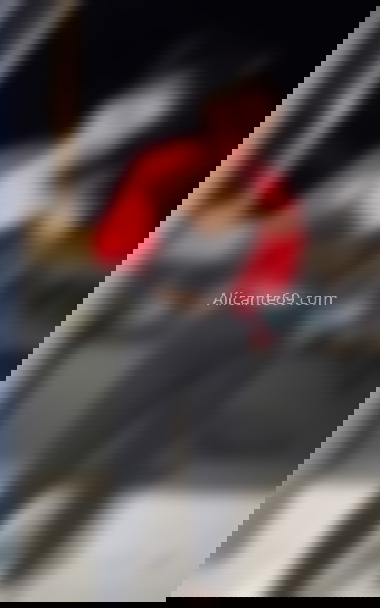 Ana, italiana de mente abierta. 662297616. Citas en ALICANTE, ALICANTE. www.alicante69.com.