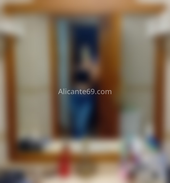 Frida, chica trans. 605083282. Citas en ALICANTE, ALICANTE. www.alicante69.com.