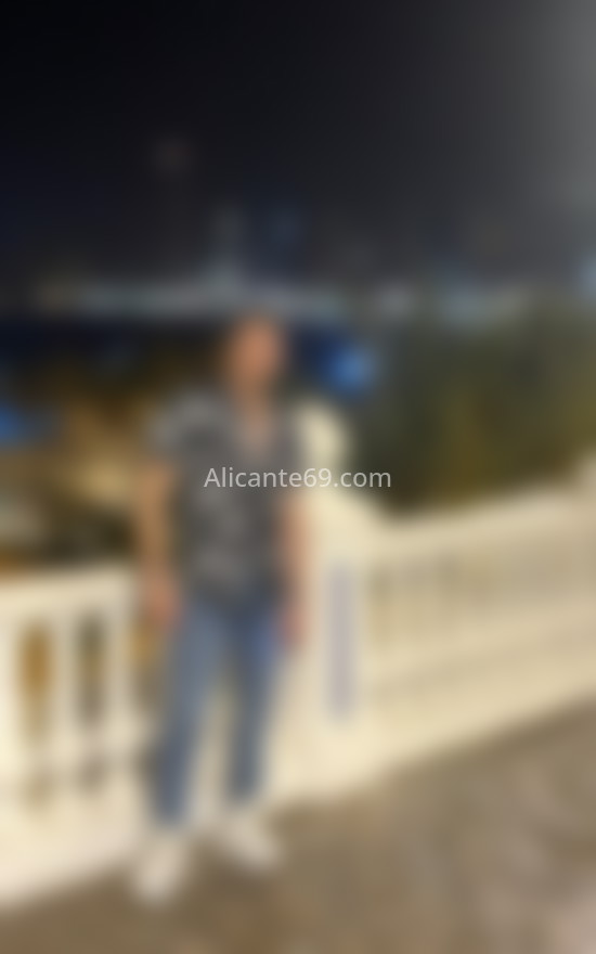 Stefano, joven venezolano. 641702687. Citas en ALICANTE, ALICANTE. www.alicante69.com.