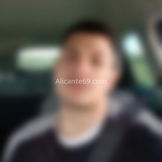 Stefano, joven venezolano. 641702687. Citas en ALICANTE, ALICANTE. www.alicante69.com.