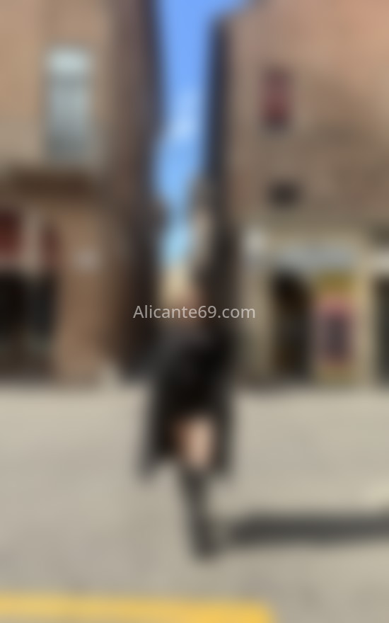 Ximena, venezolana risueña . 641958523. Citas en ALICANTE, ALICANTE. www.alicante69.com.