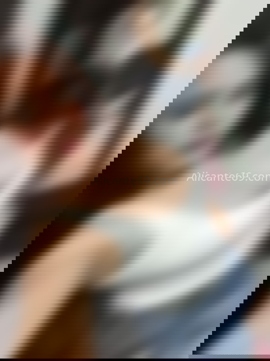 Emma, latina enrollada. 657248995. Citas en ALICANTE, ALICANTE. www.alicante69.com.
