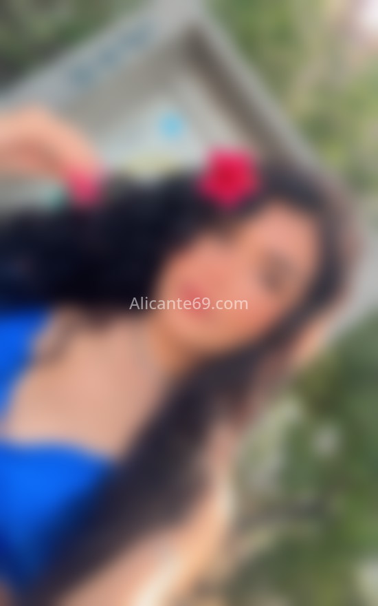 Valeria, jovencita colombiana. 613950109. Citas en ALICANTE, ALICANTE. www.alicante69.com.