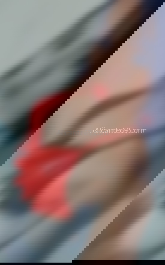 Luna, chica encantadora. 613961498. Citas en ALICANTE, ALICANTE. www.alicante69.com.