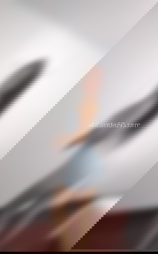 Luna, chica encantadora. 613961498. Citas en ALICANTE, ALICANTE. www.alicante69.com.