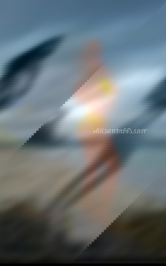 Luna, chica encantadora. 613961498. Citas en ALICANTE, ALICANTE. www.alicante69.com.