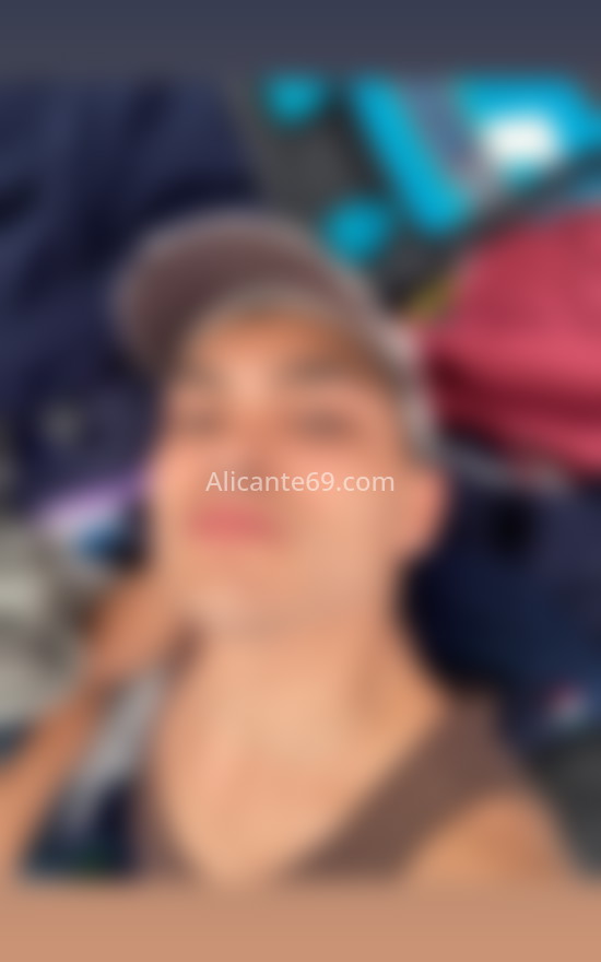 Jovencito latino . 683621498. Citas en ALICANTE, ALICANTE. www.alicante69.com.