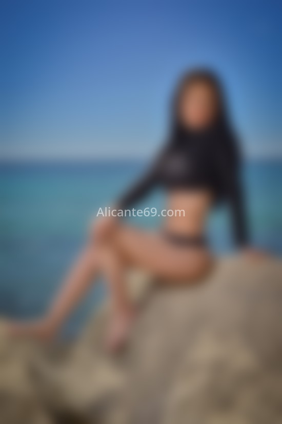 Gaby, joven y guapa colombiana . 612479808. Citas en ALICANTE, ALICANTE. www.alicante69.com.