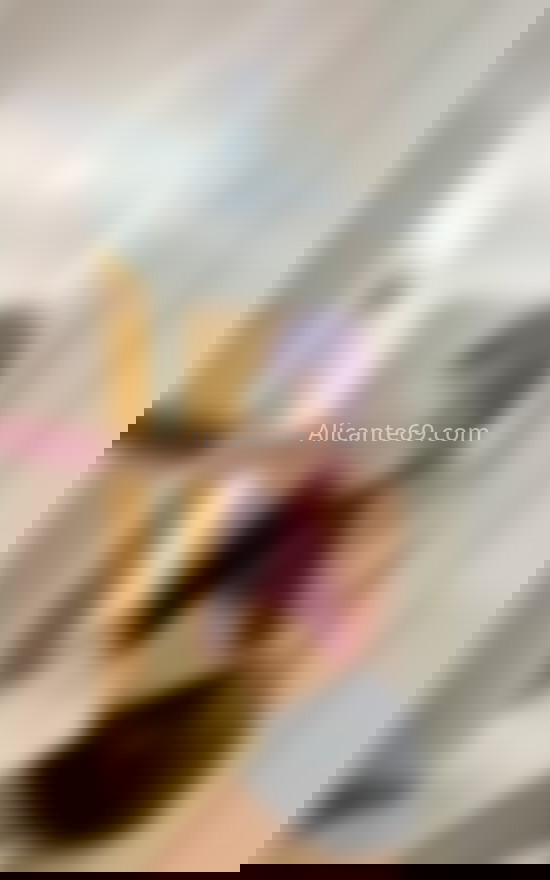 Ámbar, linda trans latina . 670520758. Citas en ALICANTE, ALICANTE. www.alicante69.com.