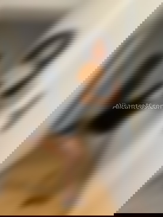 Ágata, joven guapa colombiana . 611675547. Citas en ALICANTE, ALICANTE. www.alicante69.com.