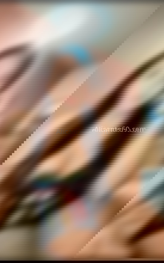 Mafer, joven trans ecuatoriana. 642154630. Citas en ALICANTE, ALICANTE. www.alicante69.com.