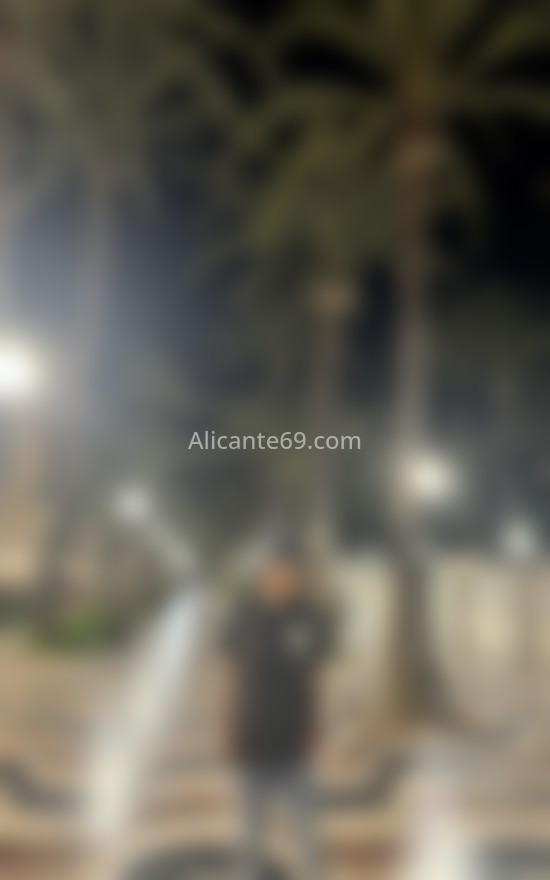 Andrés, joven colombiano . 641946002. Citas en ALICANTE, ALICANTE. www.alicante69.com.