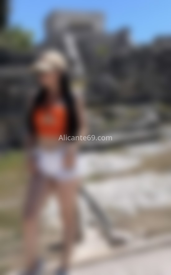 Tifanny, recién llegada a la ciudad. 612240797. Citas en ALICANTE, ALICANTE. www.alicante69.com.