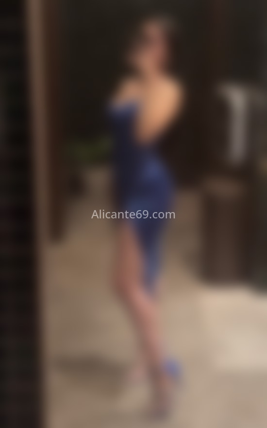 Tifanny, recién llegada a la ciudad. 612240797. Citas en ALICANTE, ALICANTE. www.alicante69.com.
