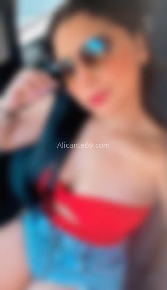 Tifanny, recién llegada a la ciudad. 612240797. Citas en ALICANTE, ALICANTE. www.alicante69.com.