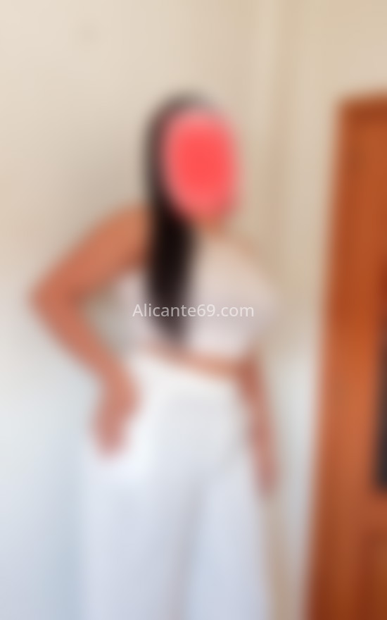 Anita, colombiana muy divertida. 604135081. Citas en ALICANTE, ALICANTE. www.alicante69.com.