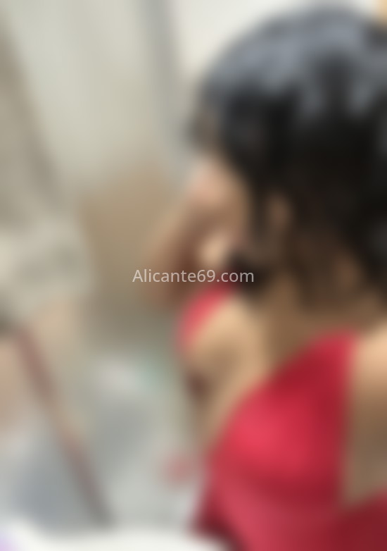 Violeta, colombiana divertida. 643163530. Citas en ALICANTE, ALICANTE. www.alicante69.com.