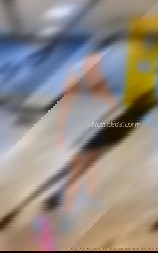 Alejandra, una latina hermosa. 691685678. Citas en ALICANTE, ALICANTE. www.alicante69.com.