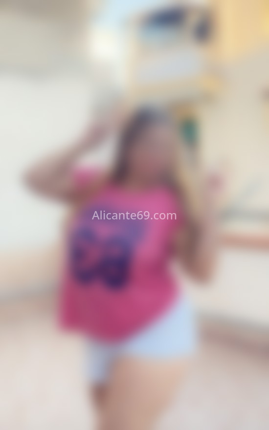 Carla, mujer latina muy maja. 603150967. Citas en ALICANTE, ALICANTE. www.alicante69.com.