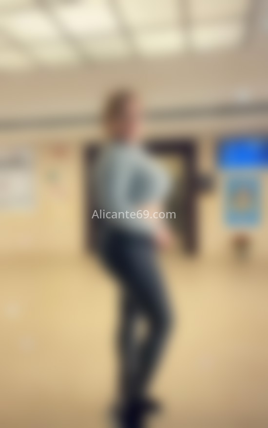 Carla, mujer latina muy maja. 603150967. Citas en ALICANTE, ALICANTE. www.alicante69.com.