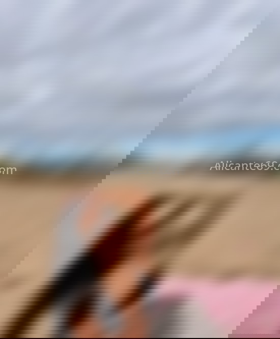 Karla, guapa brasileña . 678965900. Citas en ALICANTE, ALICANTE. www.alicante69.com.