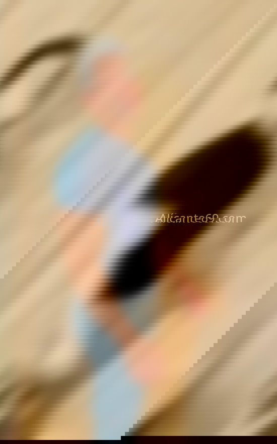 Mathias, joven latino. 633385994. Citas en ALICANTE, ALICANTE. www.alicante69.com.