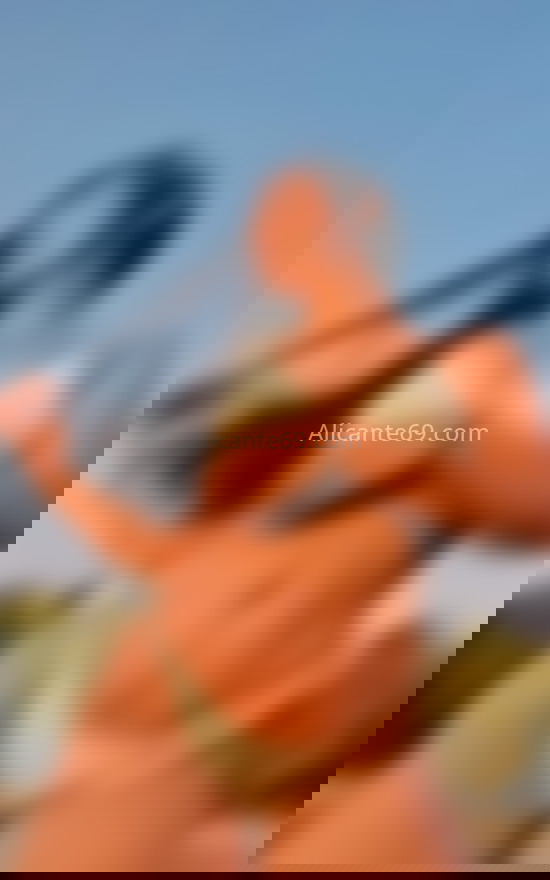 Tatiana, joven y divertida. 604290834. Citas en ALICANTE, ALICANTE. www.alicante69.com.