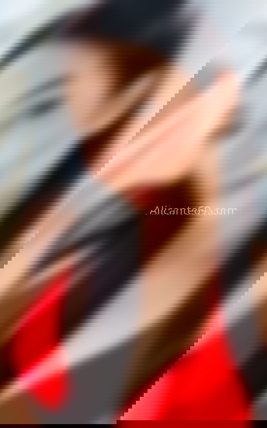 Tatiana, joven y divertida. 604290834. Citas en ALICANTE, ALICANTE. www.alicante69.com.