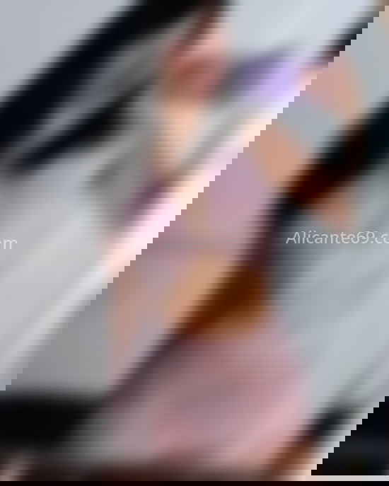 Natasha Fortuna, guapa y joven latina. 612299273. Citas en ALICANTE, ALICANTE. www.alicante69.com.