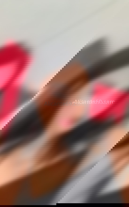 Natasha Fortuna, guapa y joven latina. 612299273. Citas en ALICANTE, ALICANTE. www.alicante69.com.