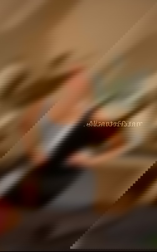 Sara, experta masajista . 607867464. Citas en ALICANTE, ALICANTE. www.alicante69.com.