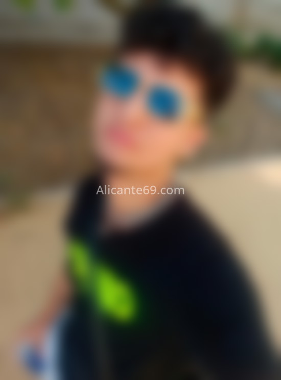 Andy, joven colombiano. 678532891. Citas en ALICANTE, ALICANTE. www.alicante69.com.