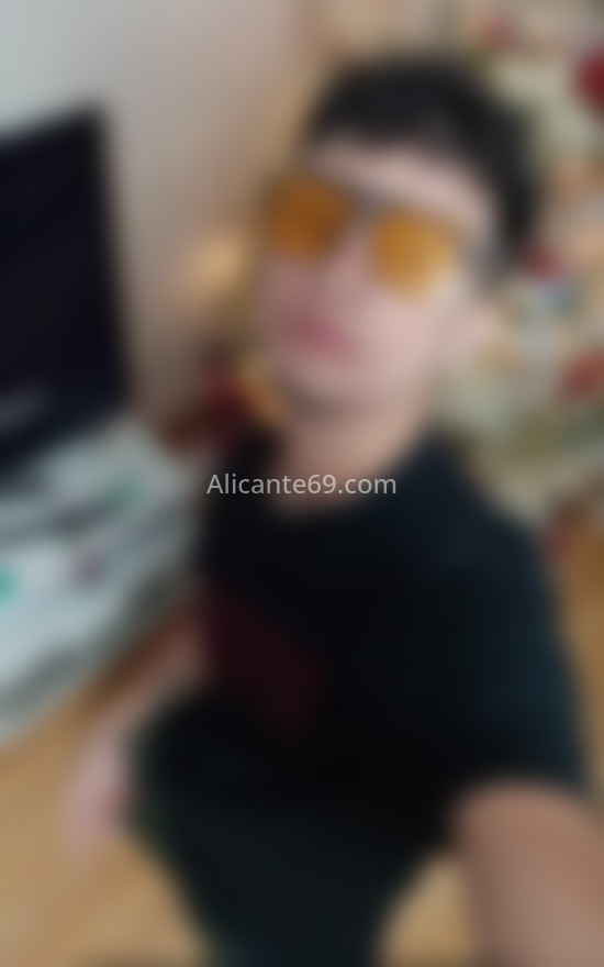 Andy, joven colombiano. 678532891. Citas en ALICANTE, ALICANTE. www.alicante69.com.