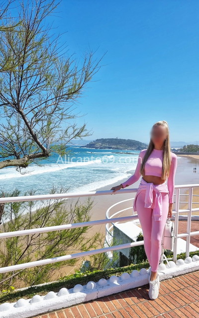Sabrina, joven rubia. 627936964. Citas en ALICANTE, ALICANTE. www.alicante69.com.