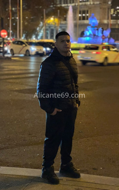 Xander, chico latino . 624540985. Citas en ALICANTE, ALICANTE. www.alicante69.com.