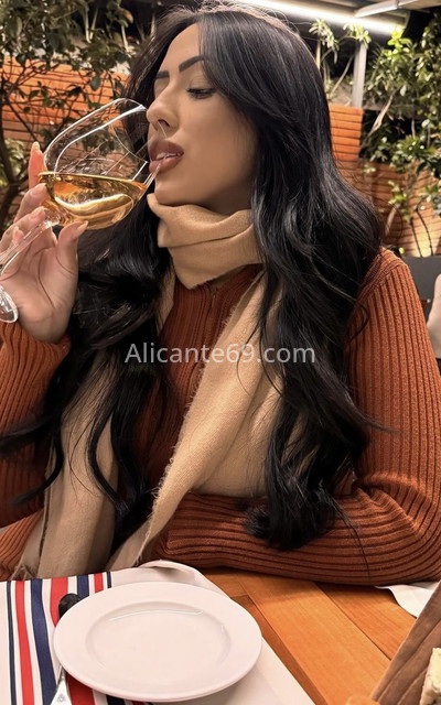 Mírela, dulce y divertida . 603471710. Citas en ALICANTE, ALICANTE. www.alicante69.com.