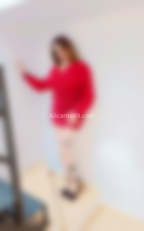 Alejandra, chica trans rubia. 613533463. Citas en ALICANTE, ALICANTE. www.alicante69.com.