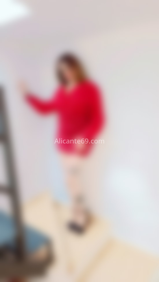 Alejandra, chica trans rubia. 613533463. Citas en ALICANTE, ALICANTE. www.alicante69.com.