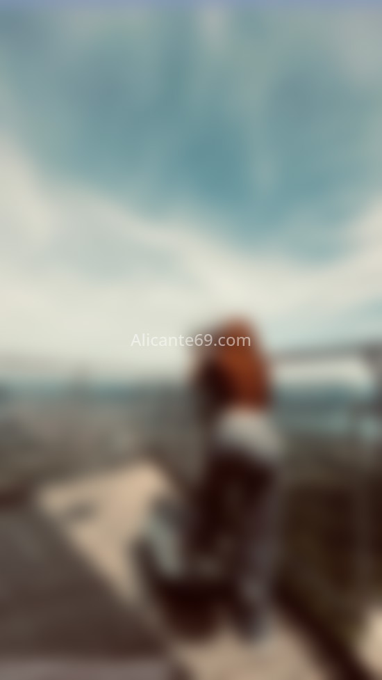 Hannah, latina muy guapa. 604202476. Citas en ALICANTE, ALICANTE. www.alicante69.com.