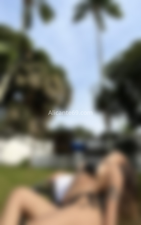 Hannah, latina muy guapa. 604202476. Citas en ALICANTE, ALICANTE. www.alicante69.com.